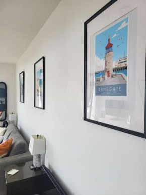 Stunning Sea View Flat
